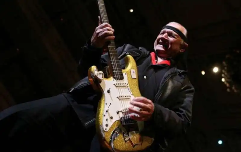 dick dale 13