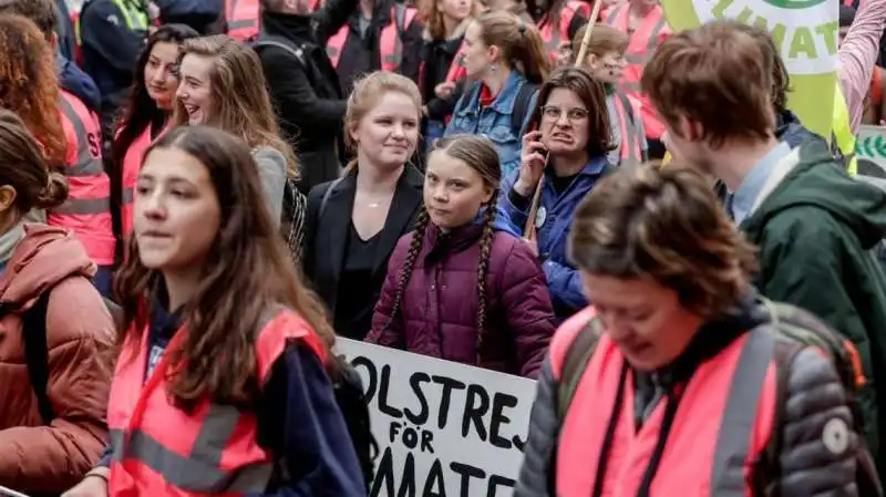 greta  thunberg 