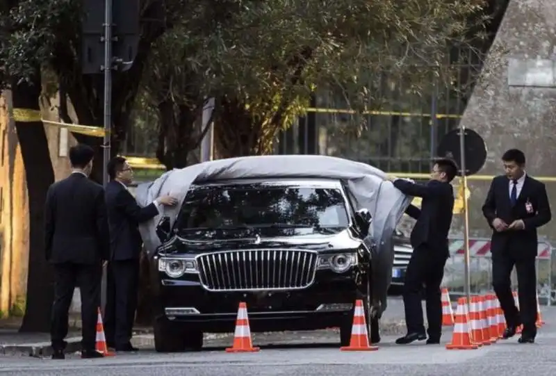 hongqi, la mega berlina di xi jinping 1