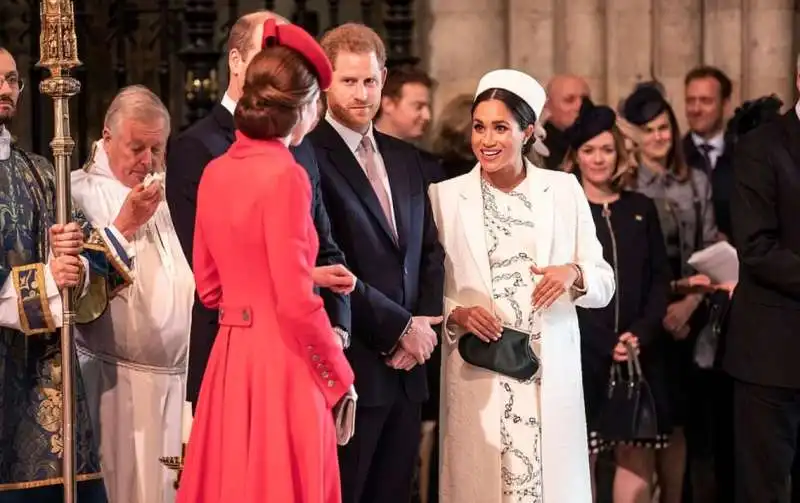 kate, william, harry e meghan 3