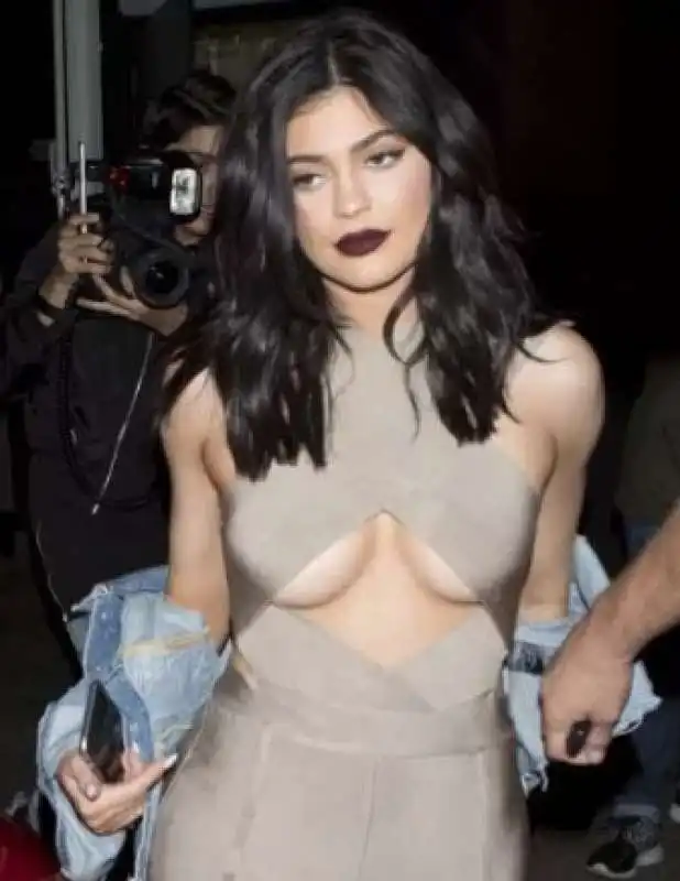 kylie jenner 4