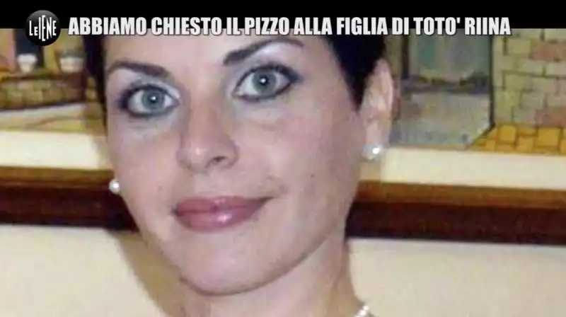 le iene chiedono il pizzo alla figlia di riina 9