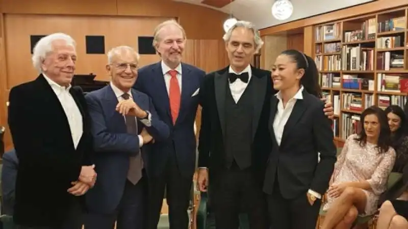 mario lavezzi, francesco micheli,arturo artom,andrea bocelli, gile bae