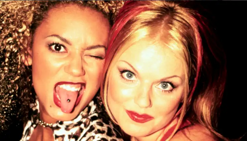 MEL B GERI HALLIWELL