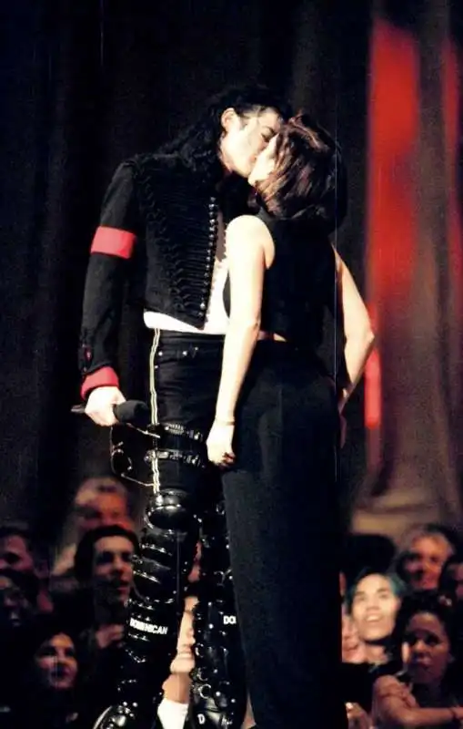 michael jackson lisa marie presley 4