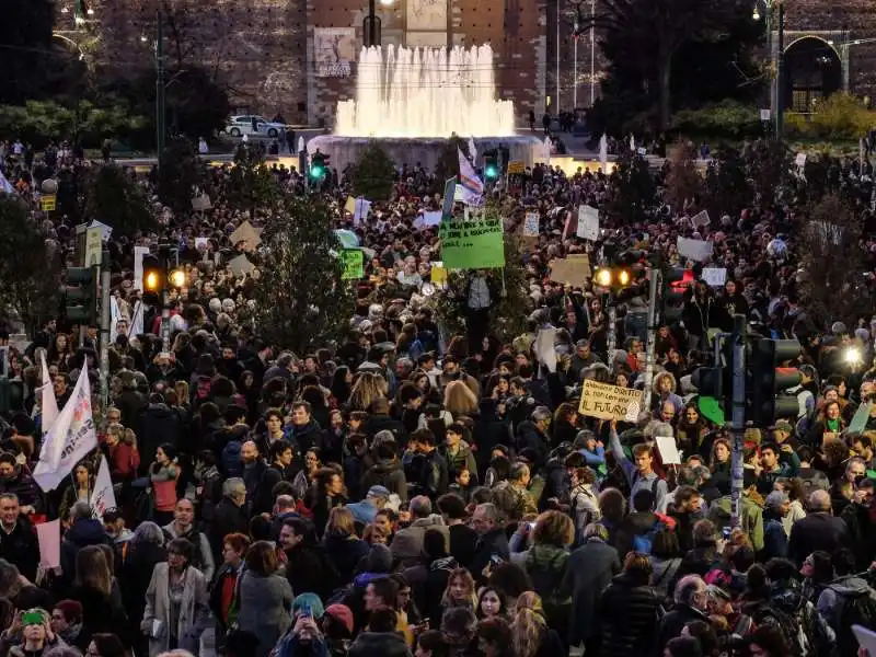 milano   corteo per l'ambiente   fridaysforfuture 22