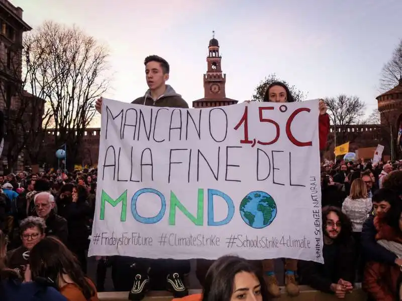 milano   corteo per l'ambiente   fridaysforfuture 23