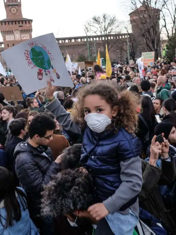 milano   corteo per l'ambiente   fridaysforfuture 25