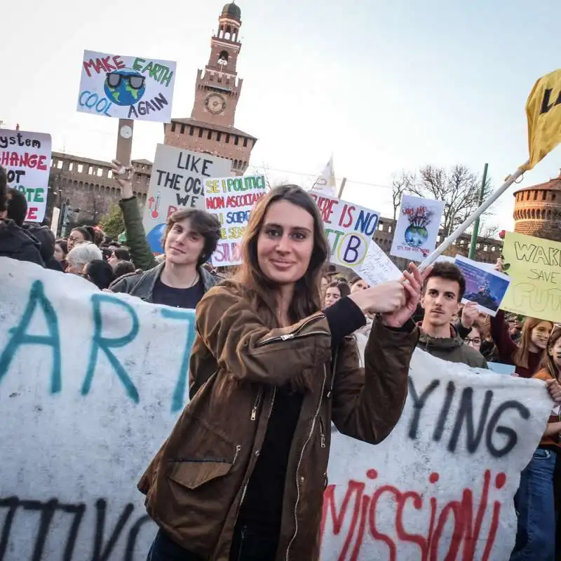 milano   corteo per l'ambiente   fridaysforfuture 29