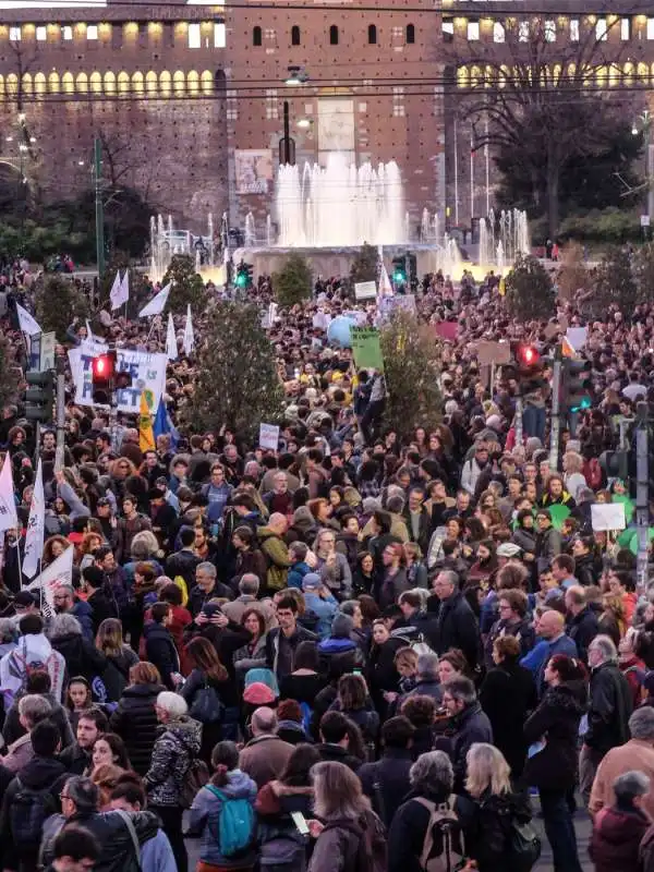 milano   corteo per l'ambiente   fridaysforfuture 4