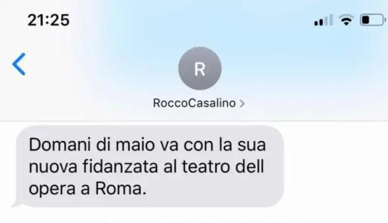 ROCCO CASALINO ANNUNCIA VIA SMS CHE DI MAIO SARA ALL OPERA CON LA NUOVA FIDANZATA