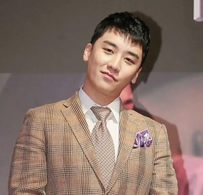 seungri 7