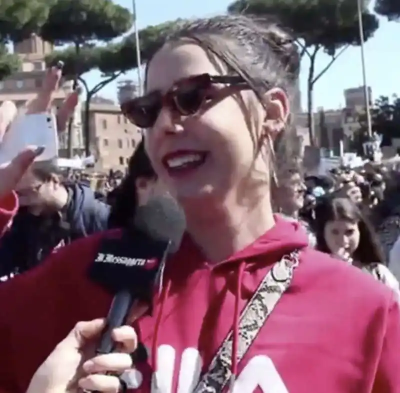 studenti alla manifestazione friday for future a roma 17