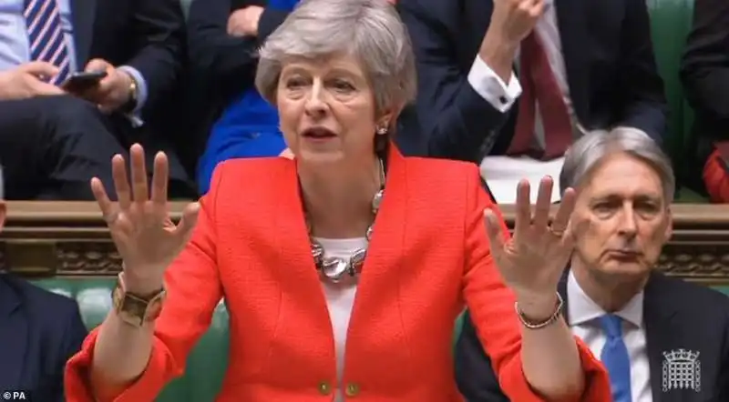 theresa may alla camera dei comuni 1