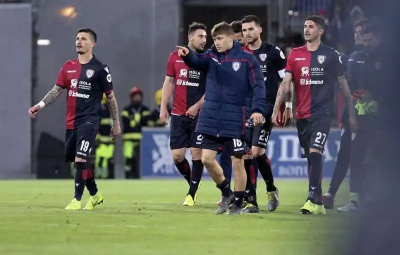 tifoso muore durante cagliari fiorentina