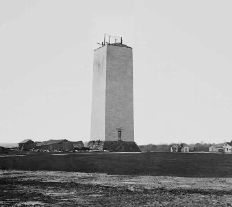 washington monument