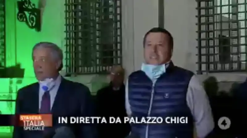 ANTONIO TAJANI E MATTEO SALVINI FUORI DA PALAZZO CHIGI CON LA MASCHERINA CALATA