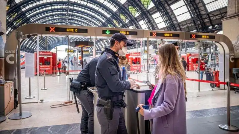 controlli in stazione a milano 2