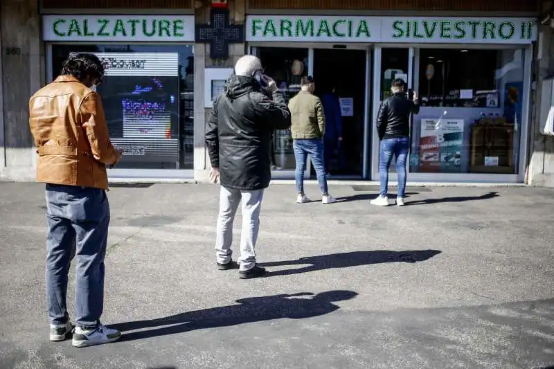 coronavirus, roma nel secondo giorno di quarantena 5