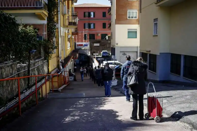 coronavirus, roma nel secondo giorno di quarantena 7