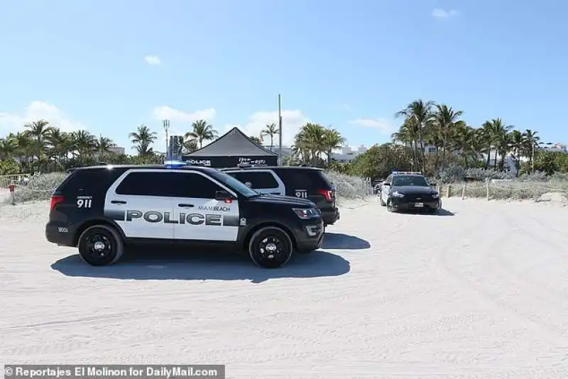 coronavirus, spiagge affollate a south beach 2