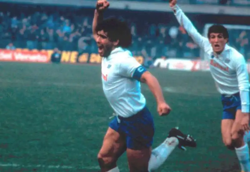 DIEGO ARMANDO MARADONA