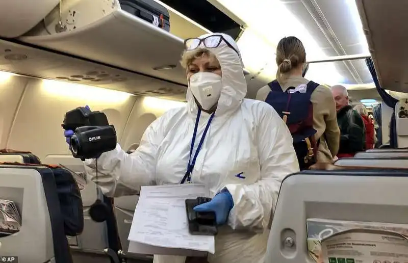 emergenza coronavirus   in russia controlli volo dall'italia