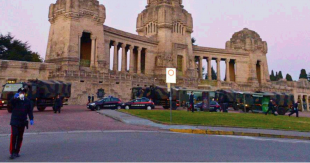 esercito porta via le bare da bergamo