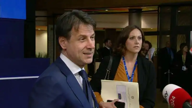 giuseppe conte mariachiara ricciuti