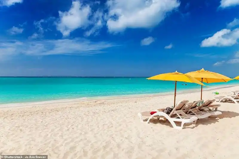 grace bay beach, providenciales, turks and caicos