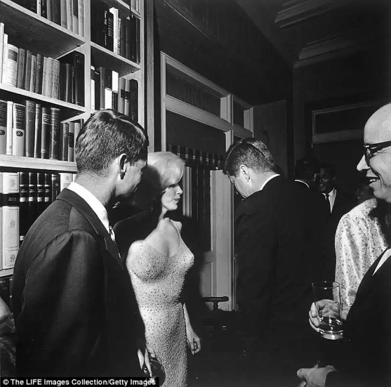 marylin monroe tra bobby e john fitzgerald kennedy