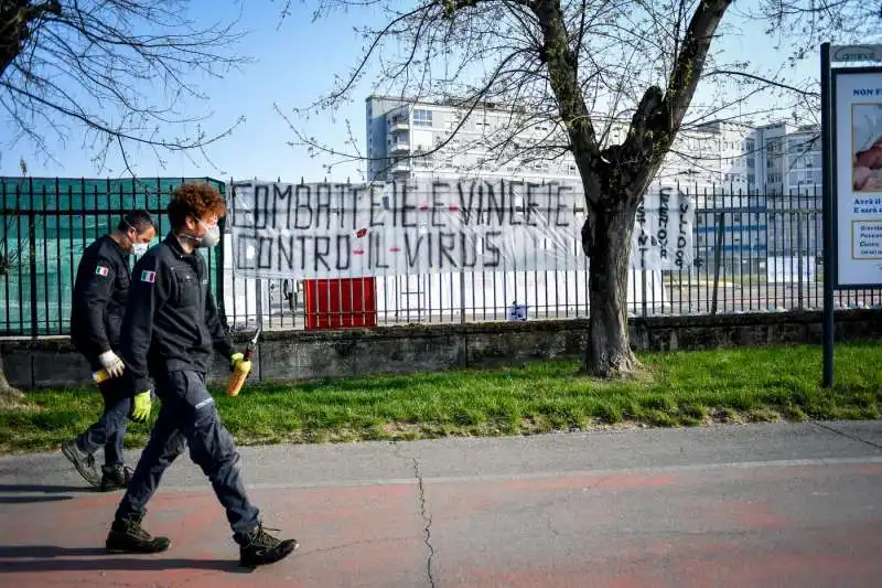 ospedale da campo realizzato dalla ong americana samaritans purse all’ospedale di cremona 29