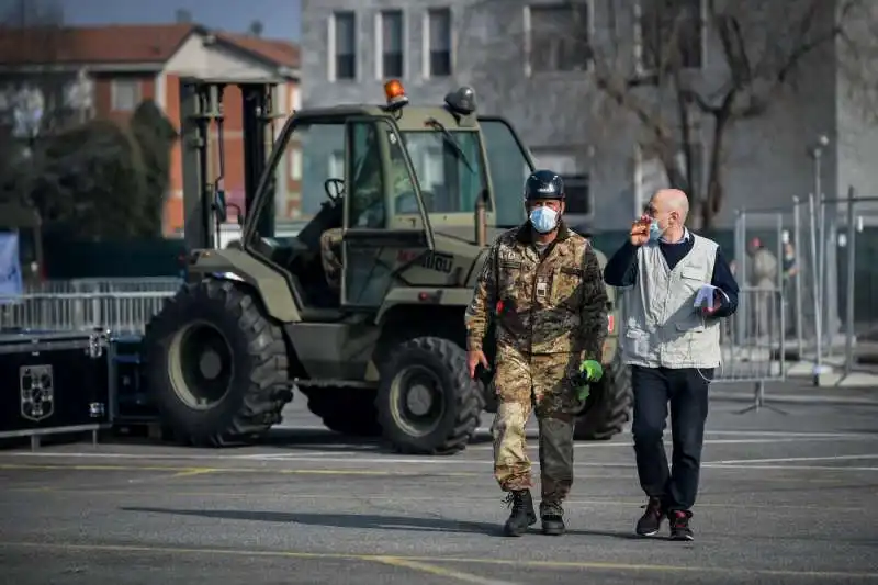 ospedale da campo realizzato dalla ong americana samaritans purse all’ospedale di cremona 3