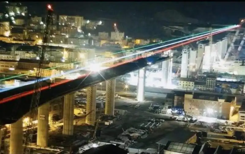 ponte di genova tricolore