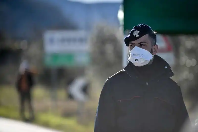 quarantena e posti di blocco a vo' euganeo 3