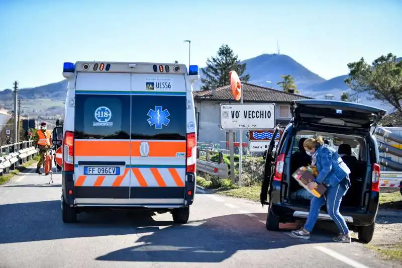 quarantena e posti di blocco a vo' euganeo 5