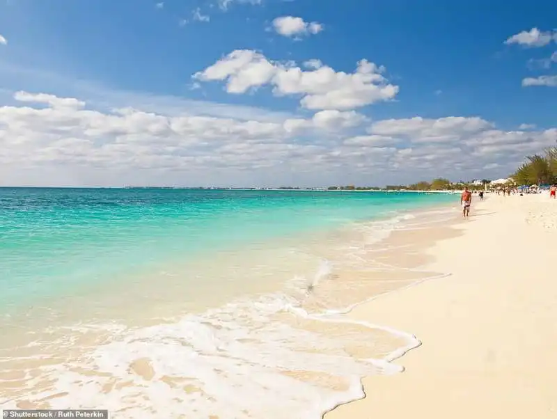 seven mile beach, grand cayman