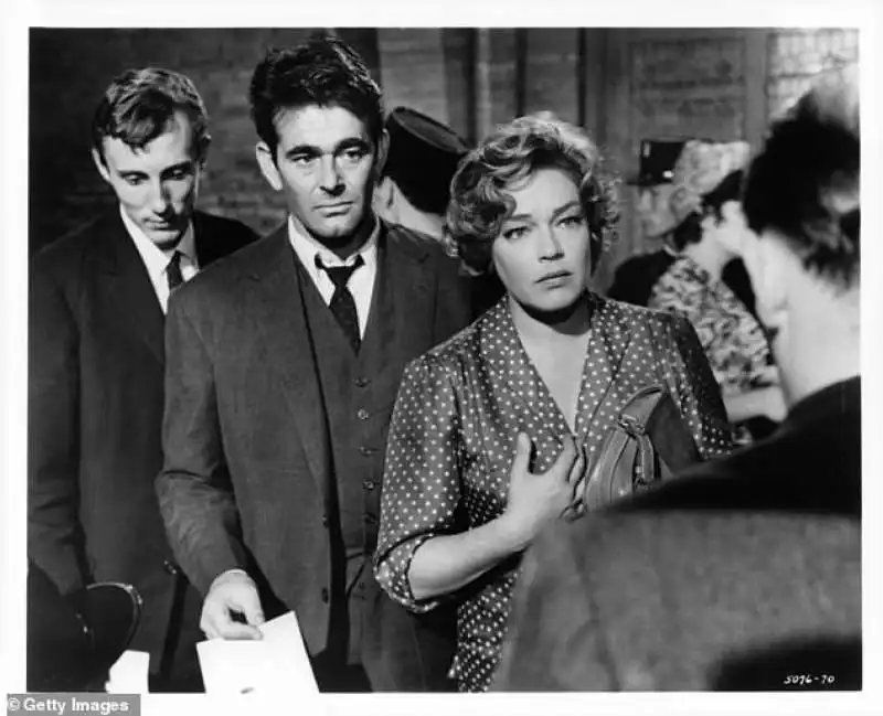 stuart whitman e simone signoret   the day and the hour