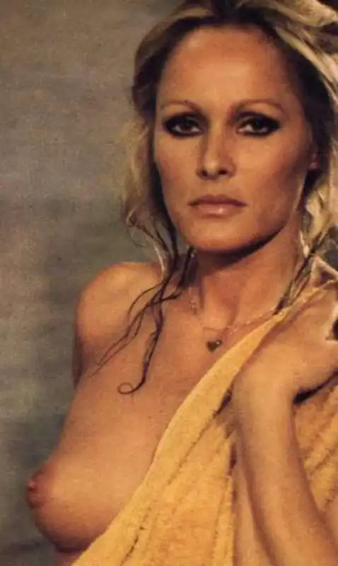 ursula andress 9