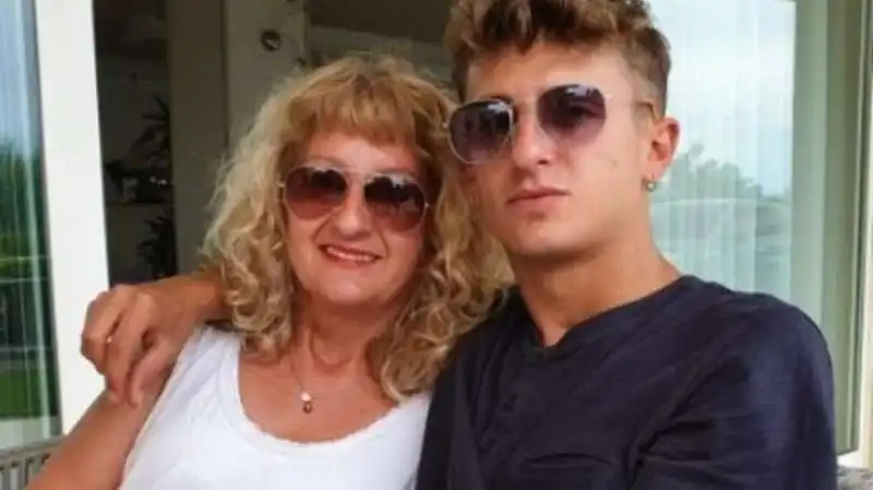 alessandro venturelli con la madre