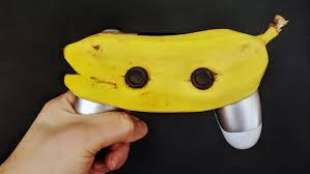 banana joystick sony 4