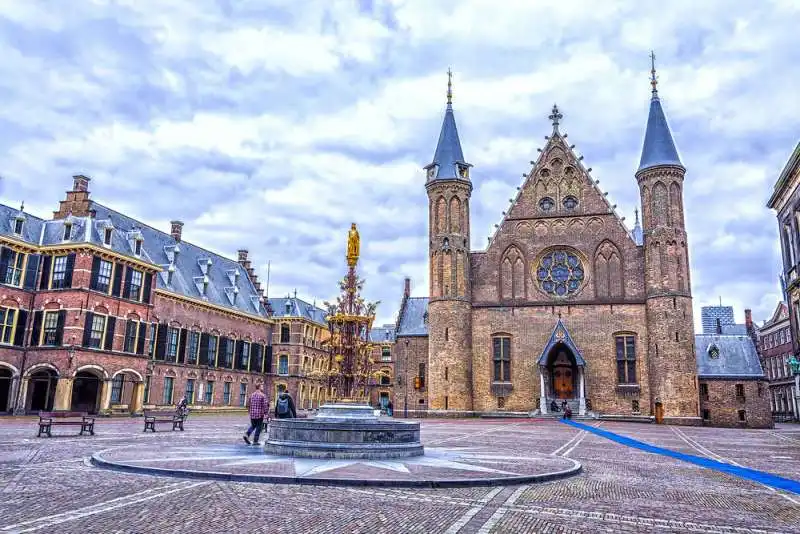 Binnenhof  - parlamento olandese all'aja