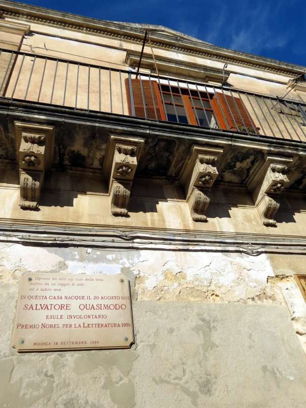 casa salvatore quasimodo 4