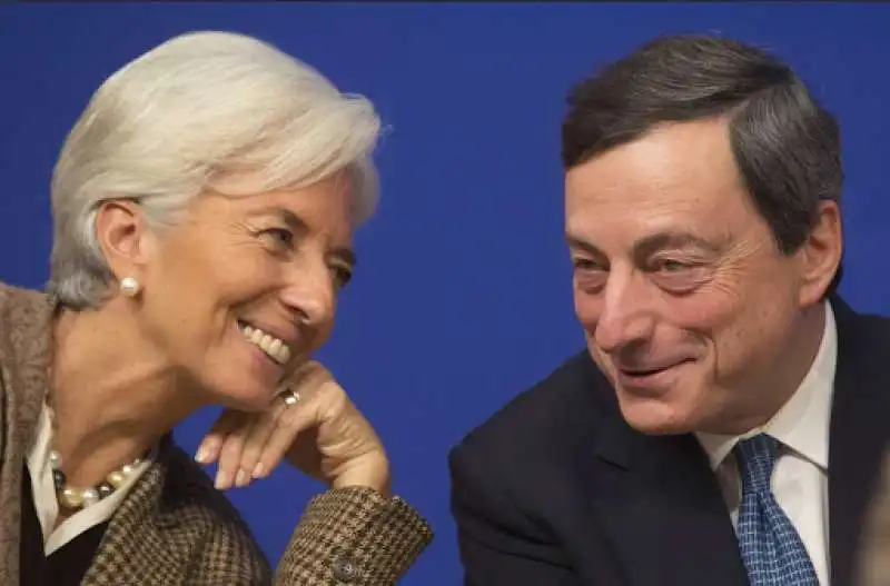 christine lagarde con mario draghi