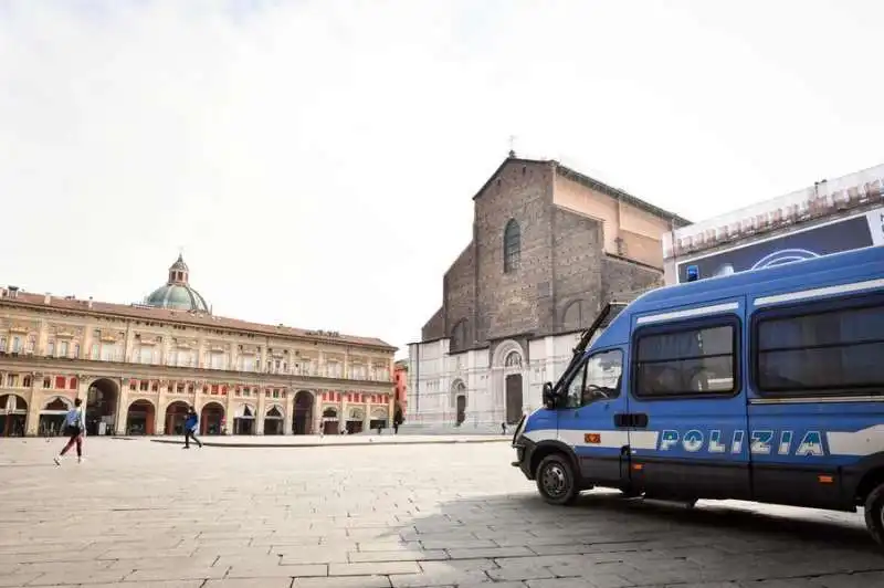  coronavirus – controlli a bologna 