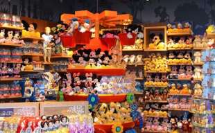 disney store 11