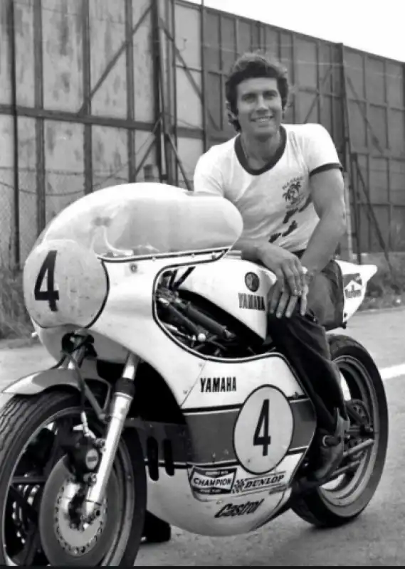 giacomo agostini 18