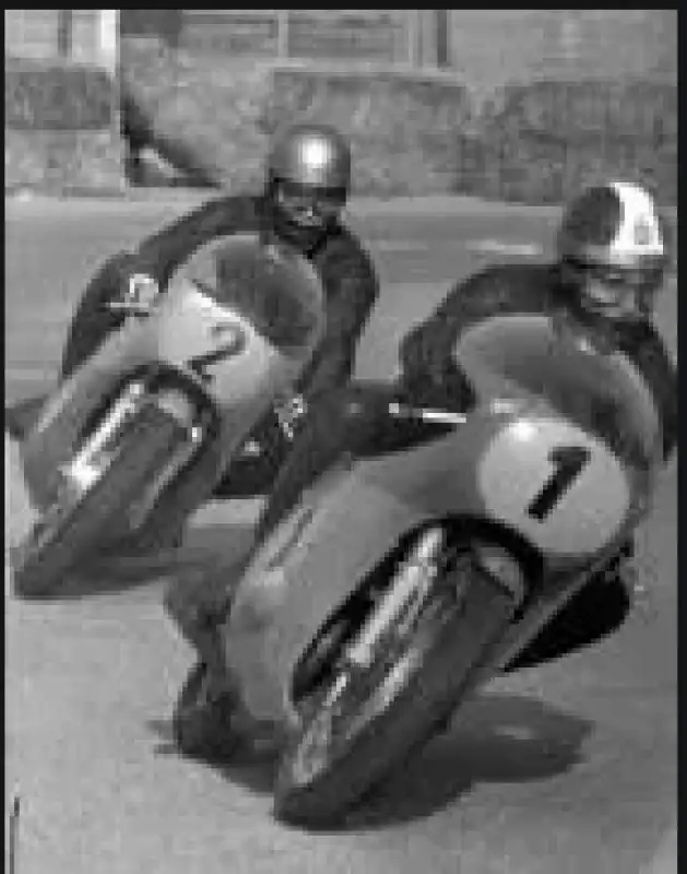 giacomo agostini 9