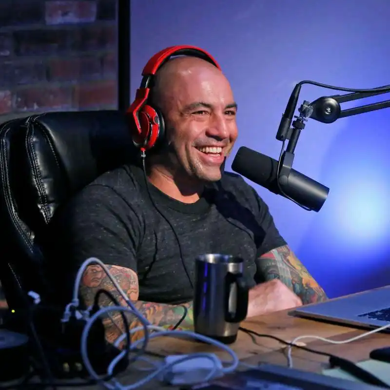 IL COMICO JOE ROGAN