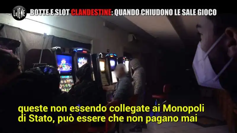 il servizio delle iene sulle sale slot clandestine 3